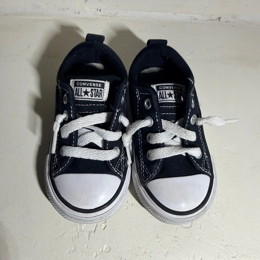 Converse 💕freebies little 💨fast